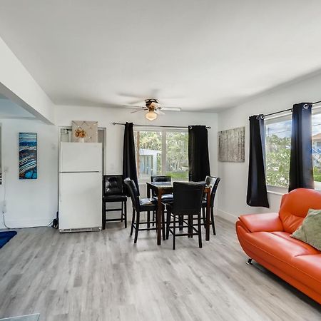 Tropical Getaway/ Stunning 2Br Gem Διαμέρισμα Γουεστ Παλμ Μπιτς Εξωτερικό φωτογραφία